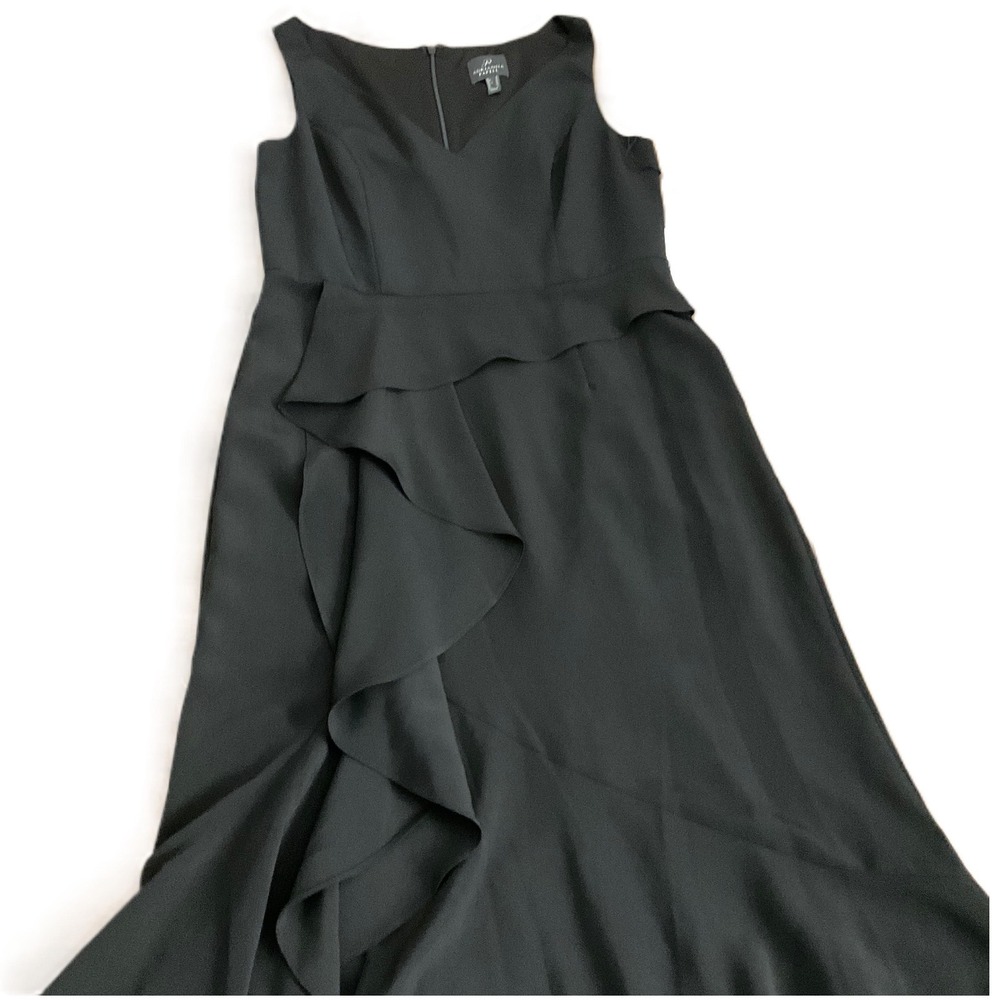 Adrianna Papell Crepe Long Cascade Gown‎ Women 8 Black V-Neck Sleeveless